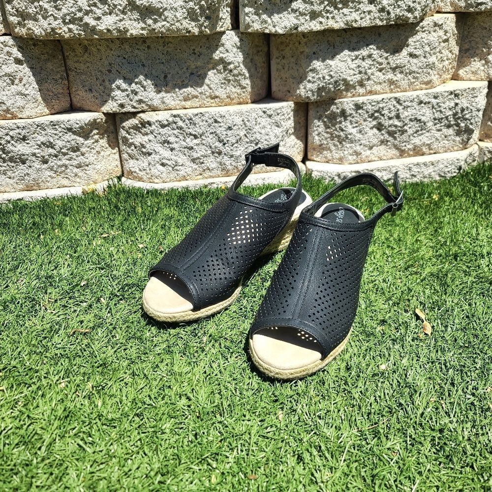 Women's Easy Street Stacy Espadrille sandals
